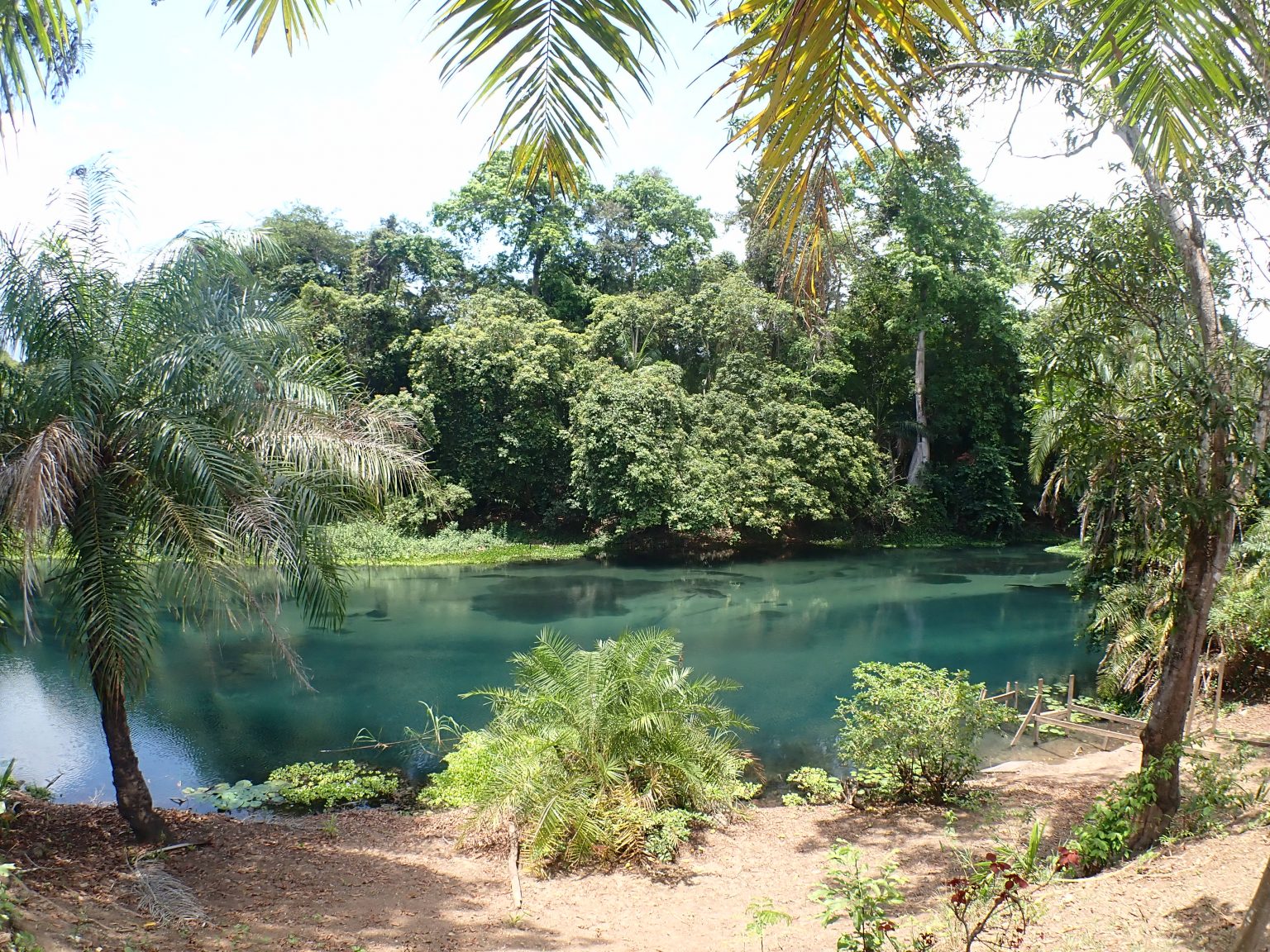 Journée à la rivière bleue Notre Aventure En Famille